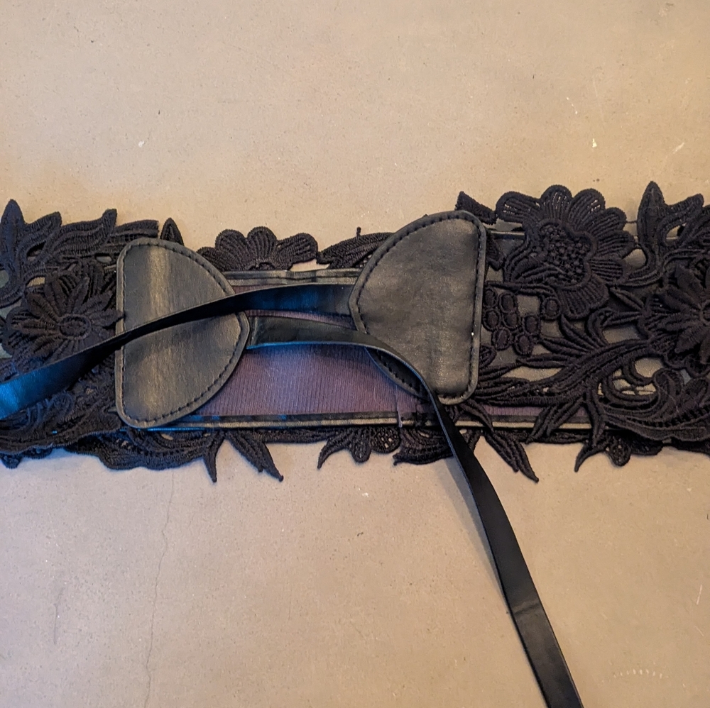 Belt - Picture 4 of 4